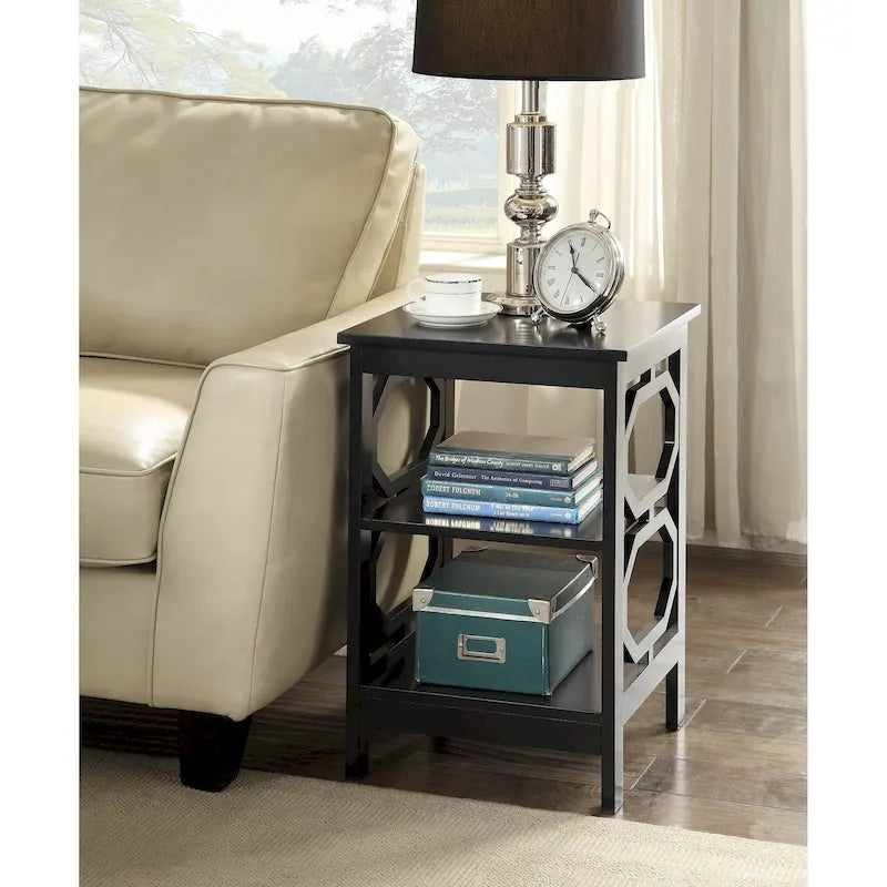Table d'appoint blanche contemporaine à 3 niveaux avec découpes octogonales