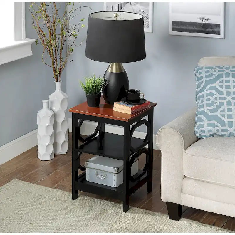 Table d'appoint blanche contemporaine à 3 niveaux avec découpes octogonales